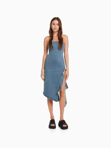 Bershka Kleid in Blau