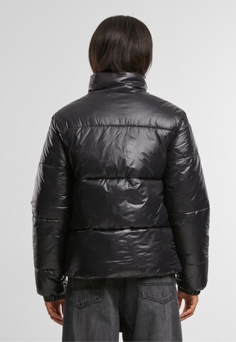 Urban Classics Jacke in Schwarz