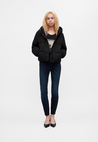 GUESS JEANS Демисезонная куртка в Черный