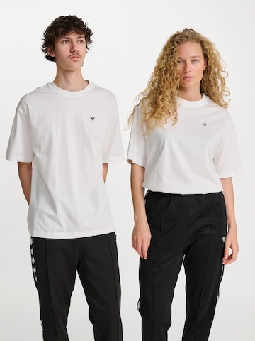Hummel Shirt in White: front