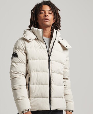 Superdry Winterjas 'Mountain' in Beige: voorkant