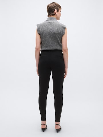 Skinny Pantaloni con pieghe 'ONLPOPTRASH' di Only Tall in nero