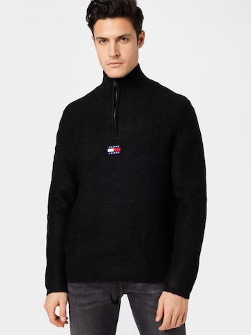 Tommy Jeans Sweter w kolorze czarny: przód
