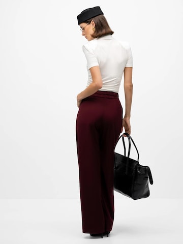 mandragora - Loosefit Pantalón 'Torre' en rojo