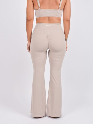 Kadoo Boot cut Leggings 'Balance - Sand (recycelt)' in Beige