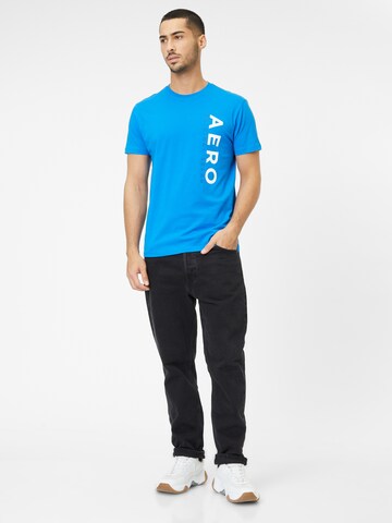 AÉROPOSTALE T-shirt i blå