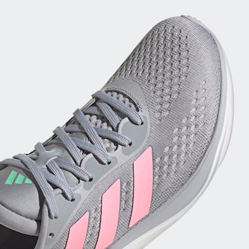 pilka ADIDAS PERFORMANCE Bėgimo batai 'Supernova 2.0'