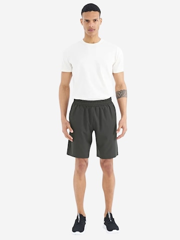 Pantalon de sport 'Aktive Unterteile' Tommy Life en gris