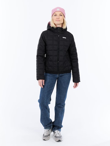 PROTEST Winterjacke 'PRTLeya' in Schwarz: Vorderseite