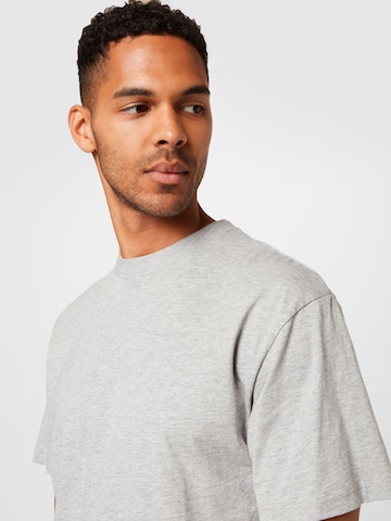 Urban Classics Shirt in Grey