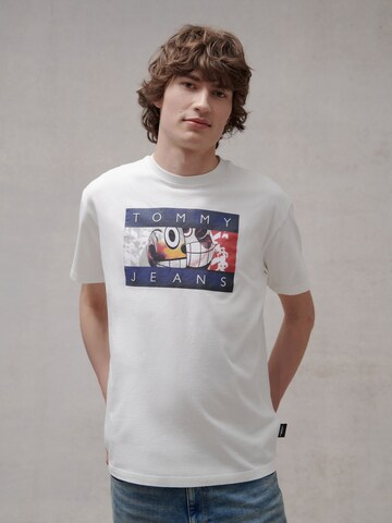 Tommy Jeans Bluser & t-shirts i hvid: forside