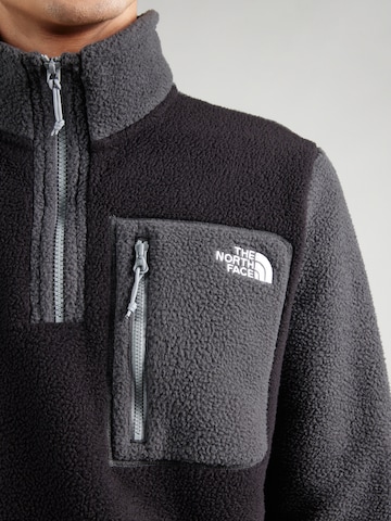 THE NORTH FACE Spordipullover 'Yumiori', värv must