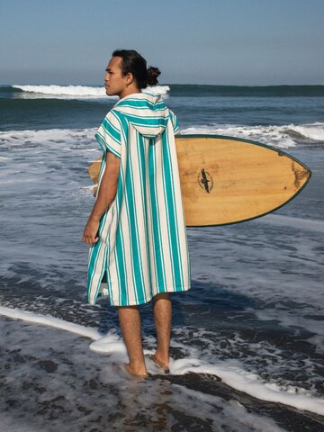 woodsandwaves - Albornoz corto 'Surf-Poncho' en Mezcla de colores