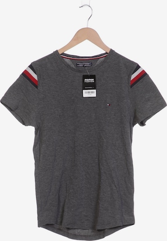 TOMMY HILFIGER Shirt in M in Grey: front