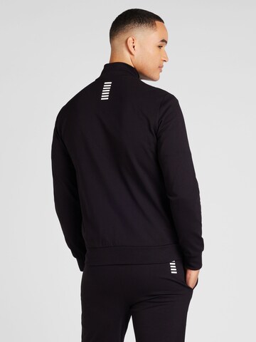 Trening de la EA7 Emporio Armani pe negru