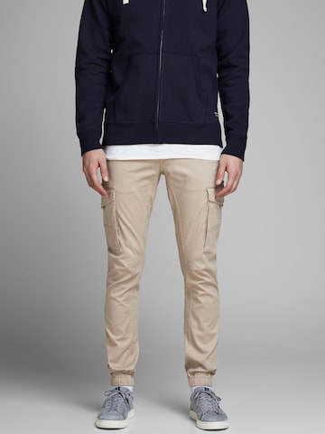 Effilé Pantalon cargo 'Paul Flake' JACK & JONES en beige : devant