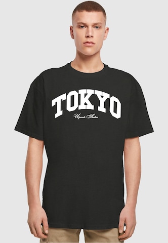 Maglietta 'Tokyo College' di MT Upscale in nero: frontale