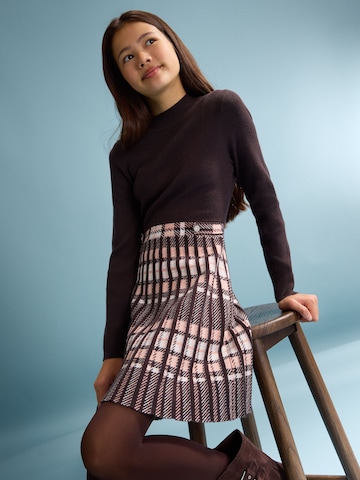 Lipsy Kleid in Braun