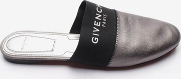 Givenchy Halbschuhe 40 in Schwarz: predná strana