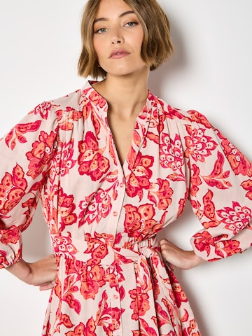 Robe ' ' Apricot en rose