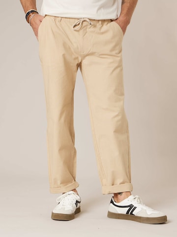 Regular Pantalon chino 'Jacks' Deeluxe en beige : devant