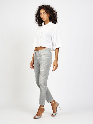 Regular Jean '94NICA CROPPED ' Gang en gris