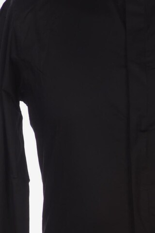 tigha Button Up Shirt in S in Black