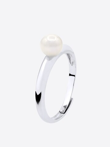 Ateliers Saint Germain Ring 'Reine Jeanne' in White