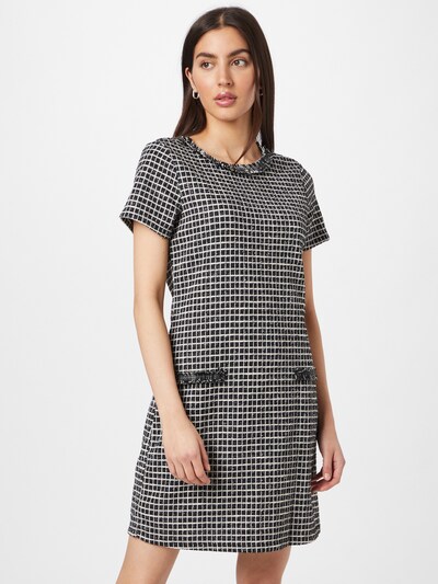 Rochie DeFacto pe negru / alb, Vizualizare model