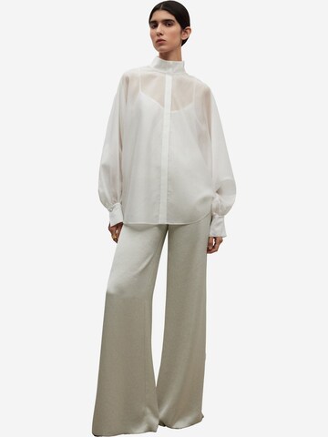 Adolfo Dominguez Blus i vit