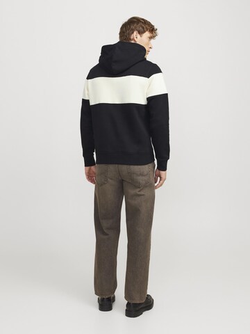 JACK & JONES Sweatshirt in Zwart
