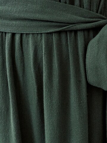 Tussah Φόρεμα σε πράσινο