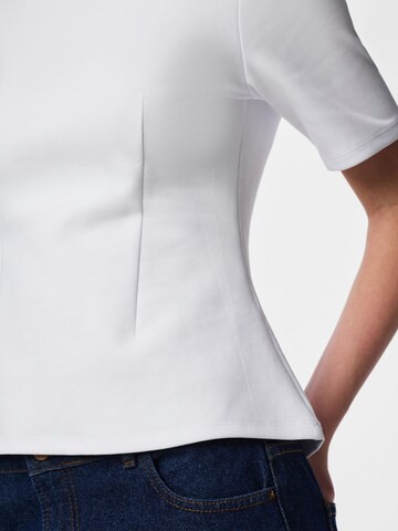T-shirt 'PCLilu' PIECES en blanc