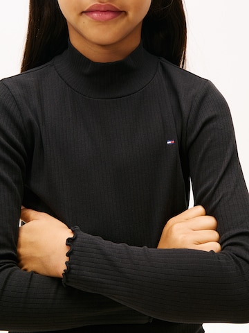 TOMMY HILFIGER Majica | črna barva