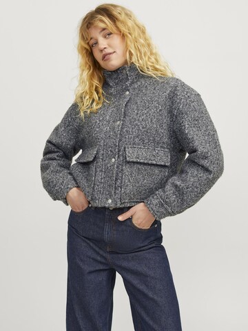 Veste mi-saison 'JXASTRID' JJXX en gris : devant