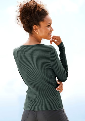 LASCANA Sweater in Green