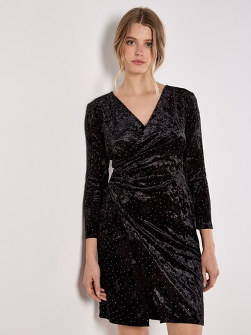 Apricot Dress ' ' in Black