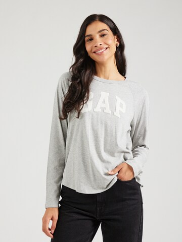 Tricou de la GAP pe gri: față