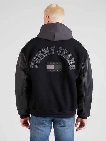 Tommy Jeans Jacke 'ARCHIVE VARSITY' in Schwarz