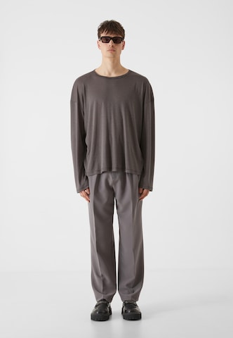 Loosefit Pantaloni con pieghe di Lost Youth in grigio