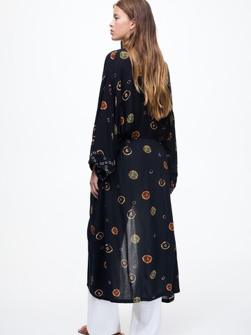 Pull&Bear Kimono in Schwarz