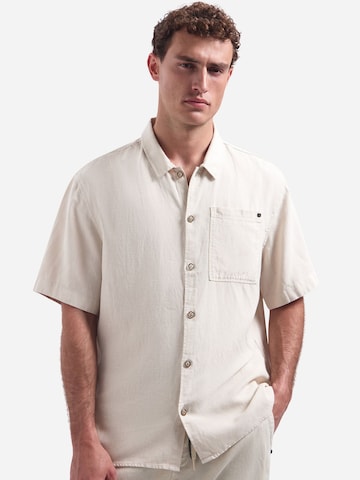 Coupe regular Chemise No Excess en beige