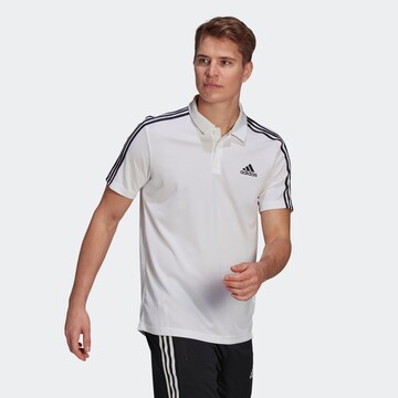 ADIDAS SPORTSWEAR - Camisa funcionais 'Primeblue Designed To Move 3-Stripes' em branco: frente