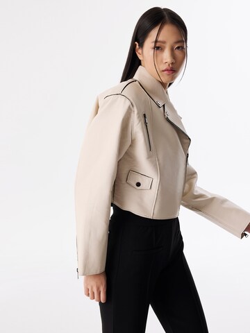 Twist Between-season jacket in Beige