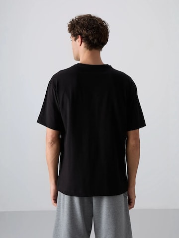 Tommy Life Shirt in Black