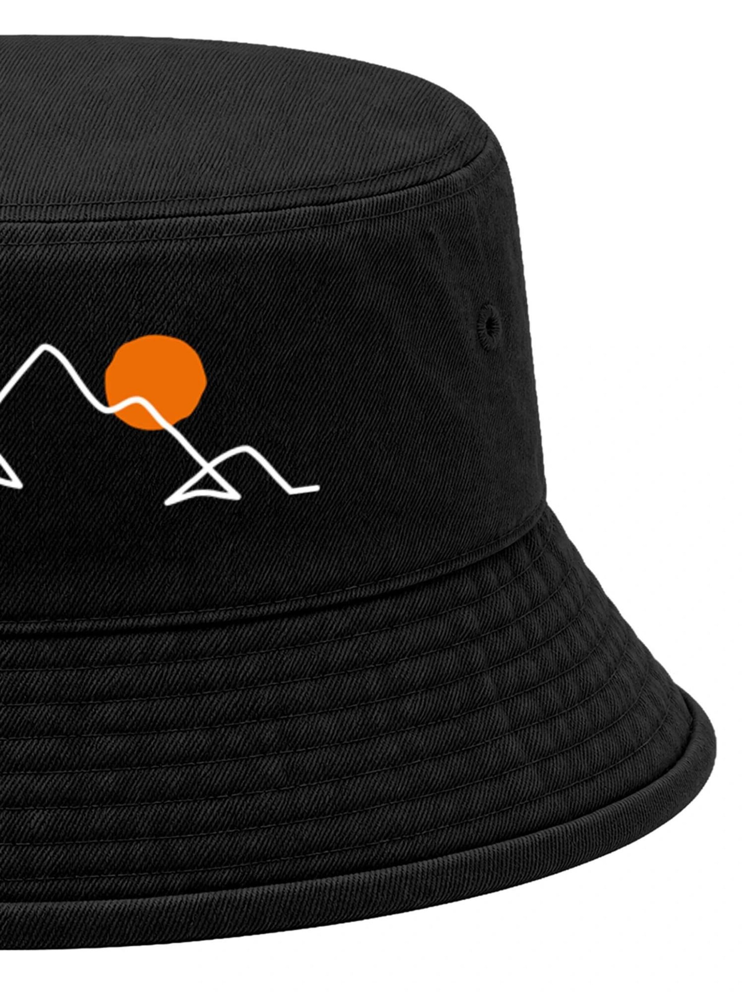 Neverless Hat 'Berg Linie' in Black