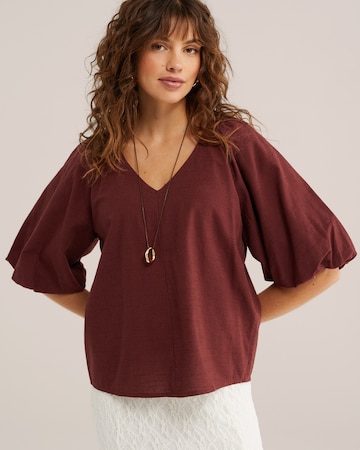 WE Fashion Blouse in Red: front