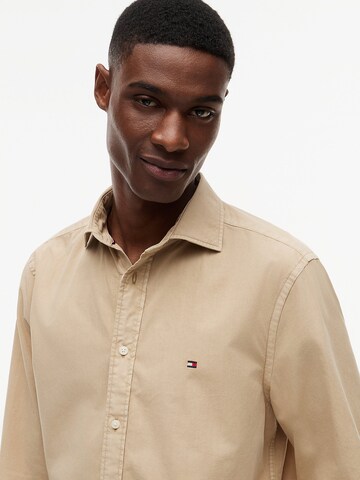 Coupe regular Chemise TOMMY HILFIGER en beige