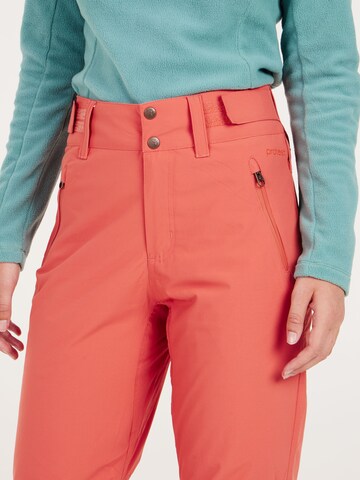 PROTEST Regular Sportbroek 'CINNAMON' in Rood