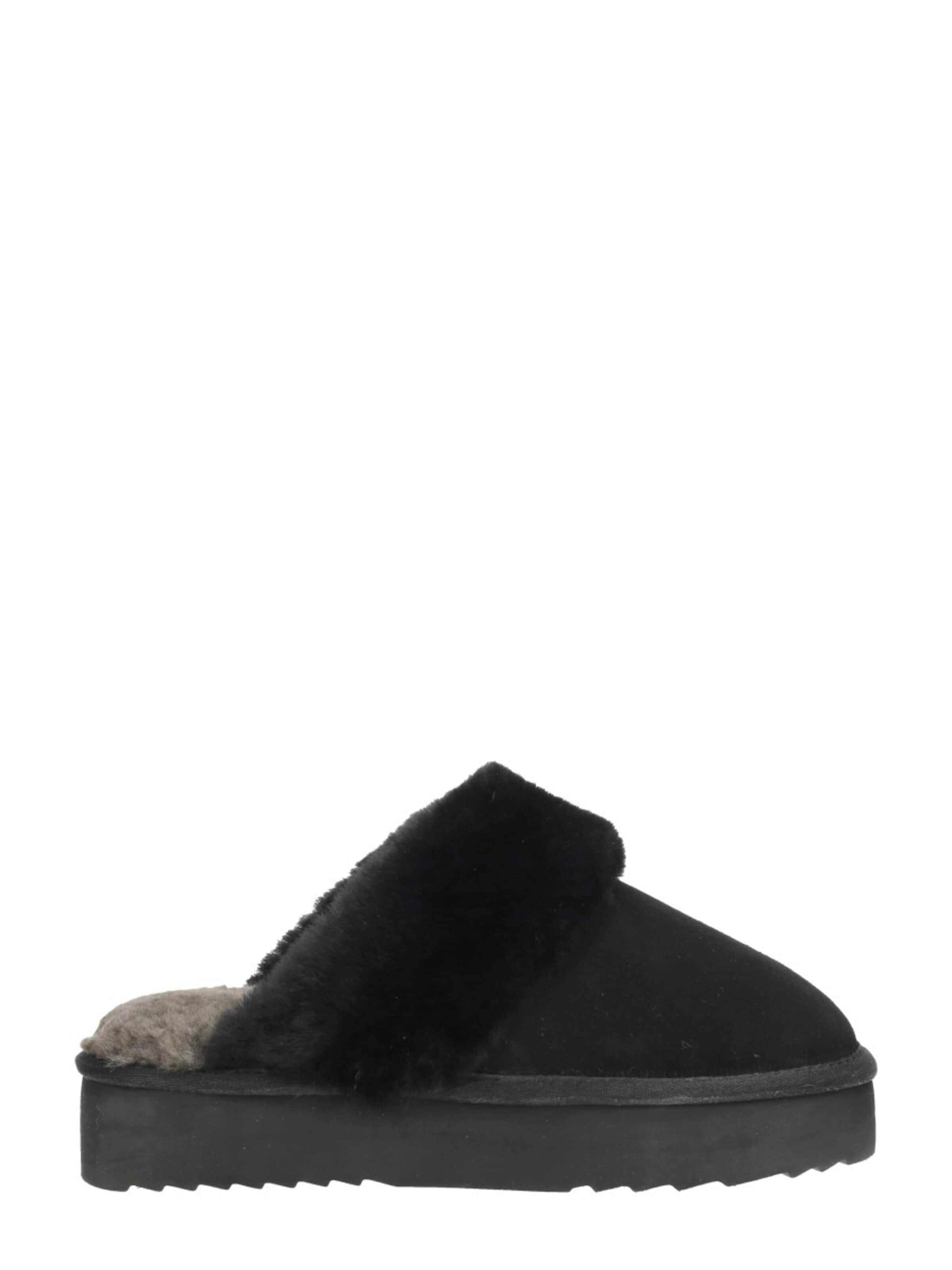 Warmbat Slippers 'Flurry Plateau' in Black